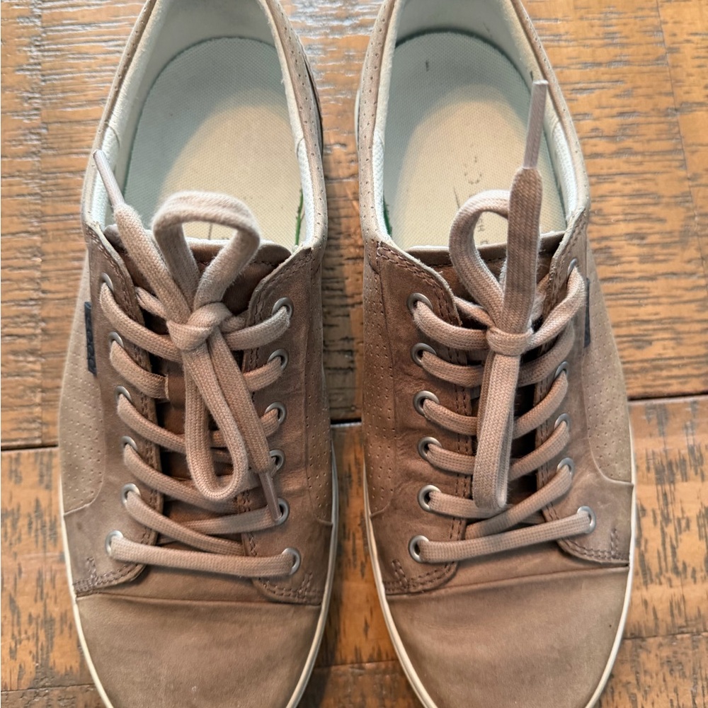 Ecco Men's Brown Lace-Up Sneakers